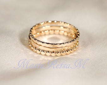 Set C-14k gold filled stapelringenset: gehamerd, gedraaid, kraal