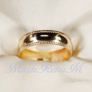 Anillo con diseño floral chapado en oro de 14k (7984/4204) - 5,6 mm de ancho