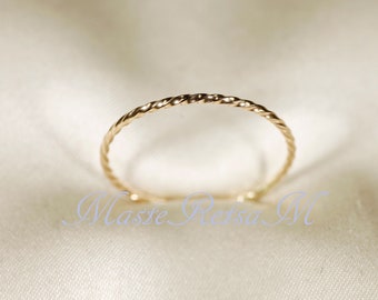 Twist ---0.9 --- Yellow gold filled twist wire ring,  Rose gold filled,    Sterling silver