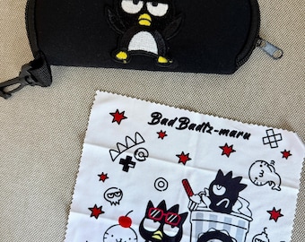 maru spectacle case with cleaning lens cloth