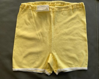 Vintage Cotton Bloomers: Estonian MARAT Factory Lingerie, Unworn