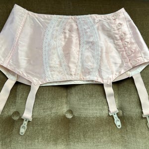 Vintage Lingerie, Pink Garter Belt with Buttons, Vintage Garter Belt, Pink Girdle, Vintage Suspender