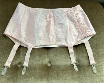 Kiss Me Deadly White 6 Strap Garter Belt Size Small - Etsy Kiss Me Deadly White 6 Strap Garter Belt Size Small - Etsy