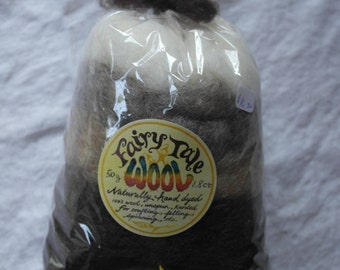 Natural Wool Roving Sampler 50g, natural wool roving, 4-5 assorted natural shades of wool roving