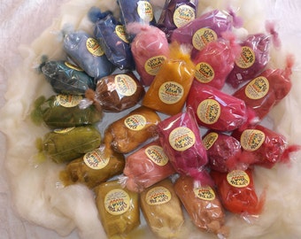 Naturally Dyed Romney Wool Roving- A bouquet of colours , 100g single shade roving
