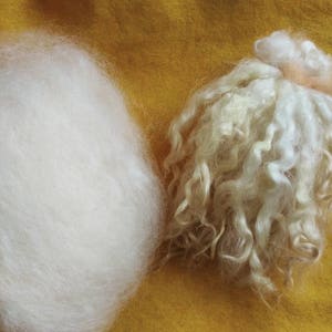 Natural white mohair curls/ locks, 25grams/ 0.9 oz, mohair wool roving or Mohair curls (not carded), washed mohair locks/ curls