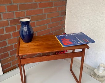 Vintage tafel teakhouten bijzettafel jaren 60