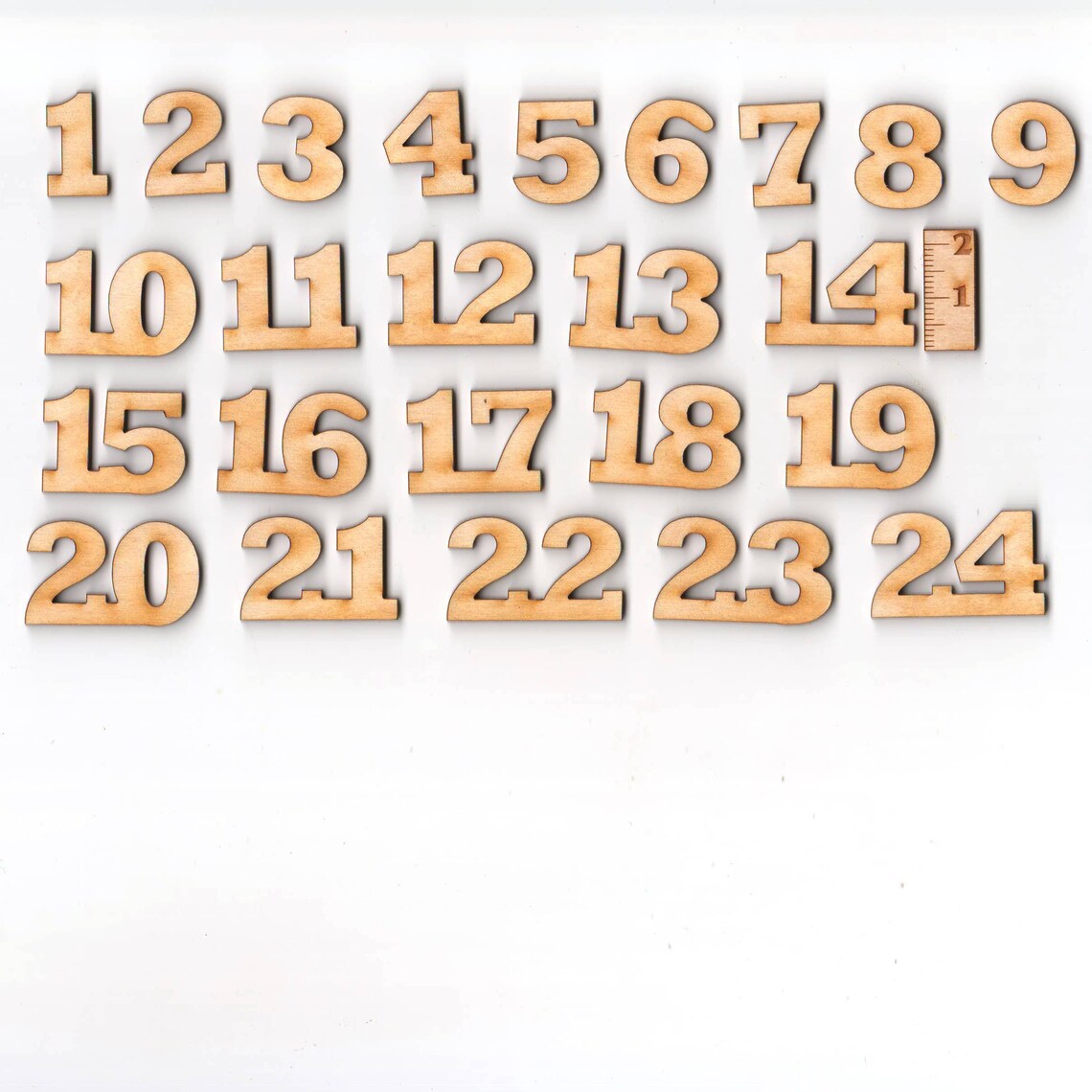 Adventskalender Zahlen 1-24 aus Holz, Selber basteln, Kalender