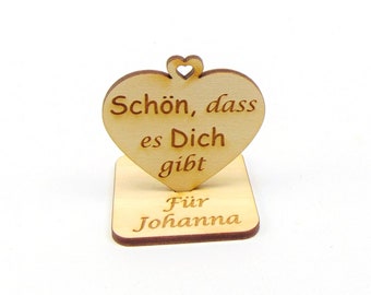 Schön, dass es Dich gibt Aufsteller Personalisiert mit Herzbaum, Kleine Aufmerksamkeit Geschenk aus Holz