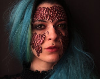 drago serpente pelle / squame maschera - sirena costume - costume fantasia, halloween, larp, carnevale - protesi full face gomma, realistico