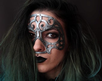 Steampunk / maschera post apocalittica. metallo falso. Cyborg / costume robot. Costume steampunk per halloween ed eventi