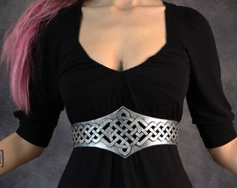 FIDAH - Celtic waist belt. alternative Accessory gift for fantasy clothing or for a unique wedding. available in PLUS SIZE. not real metal!