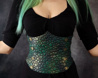 Dragon leather corset. Made with EVA foam, For fantasy costumes, custom cosplay, larps or halloween. Blue, green, yellow, red, white, purple