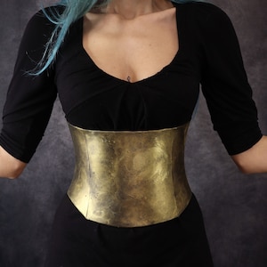light &quot;Metal&quot; Corset made with EVA. Alternative waist cincher for gothic, steampunk or fantasy looks.  Perfect for larps or cosplay armor