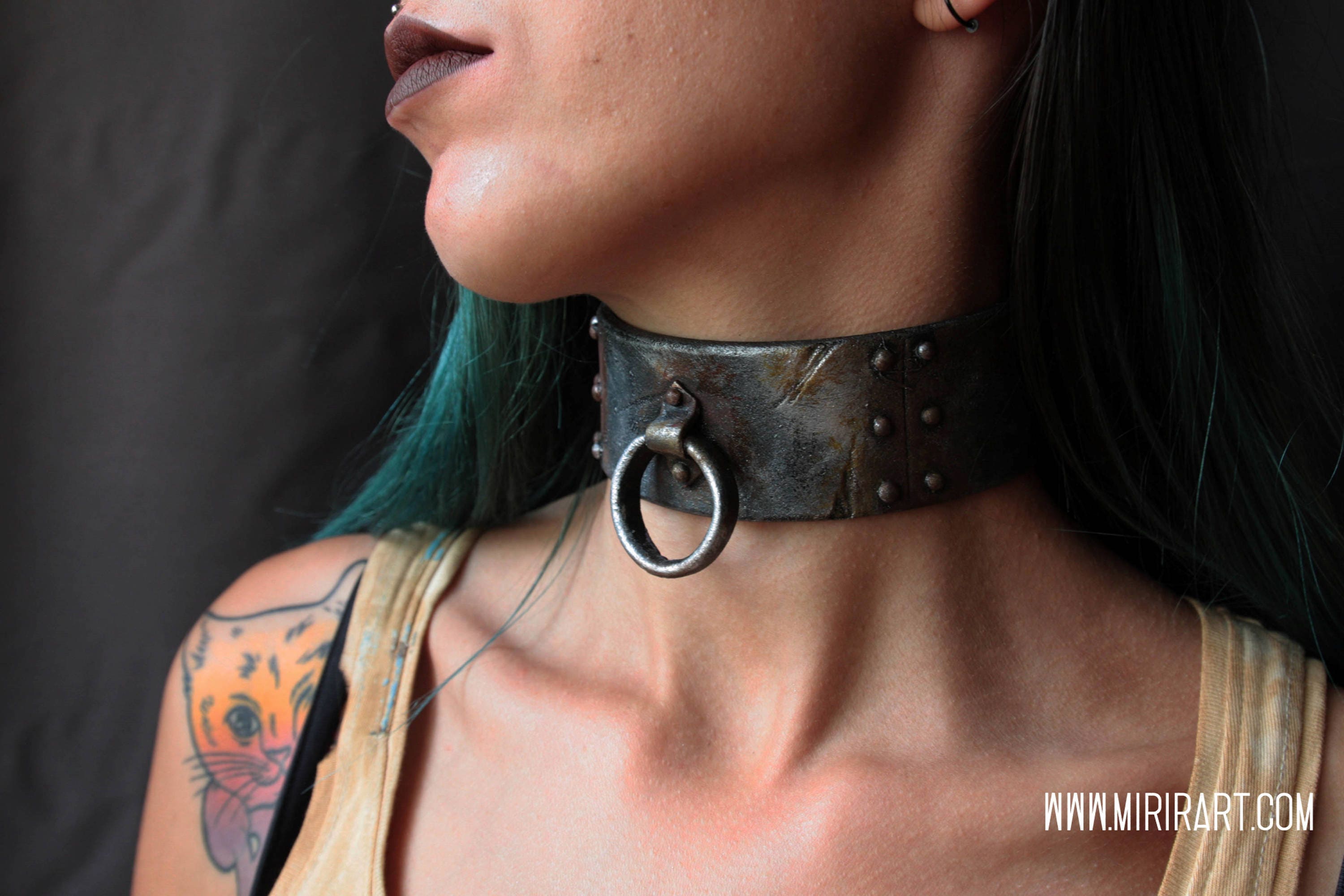 Choker Necklace Post Apocalyptic With O 