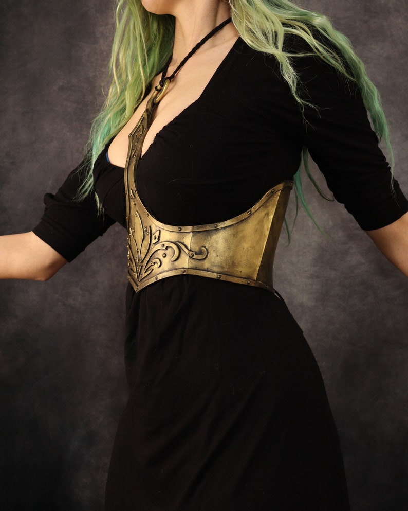 Wide belt/Waist cincher with corset closure. Perfect for steampunk, goth, pagan, victorian or fantasy outfit. Harness Made with EVA foam image 4