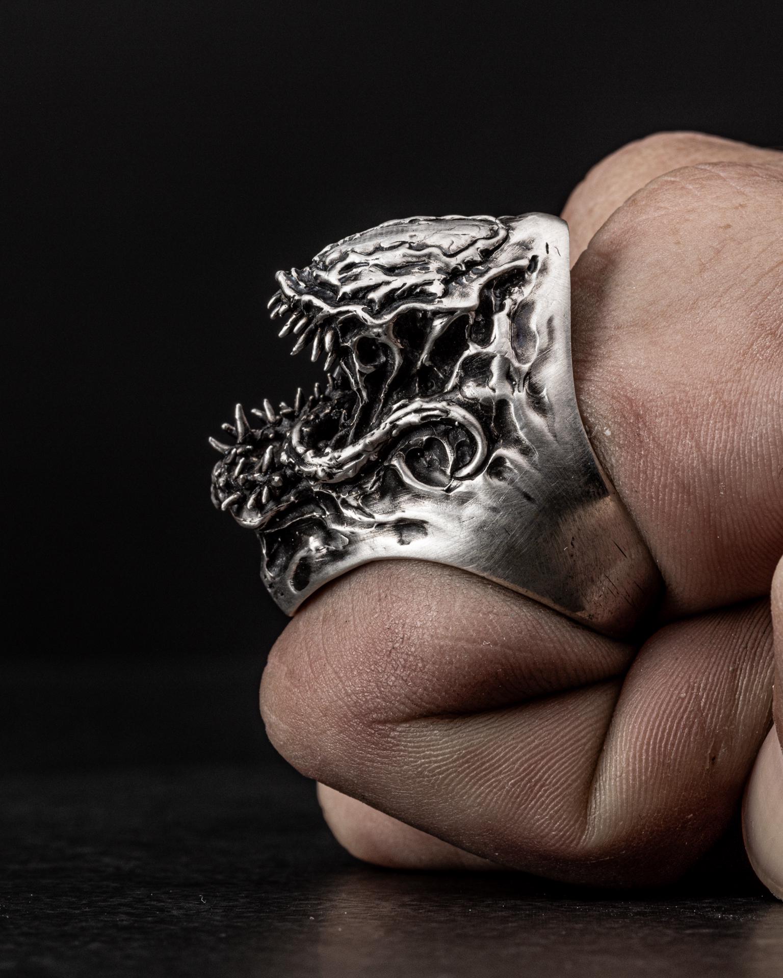 Venom Ring - Etsy