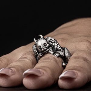 Kikurage - Dorohedoro - Ring - The En Family