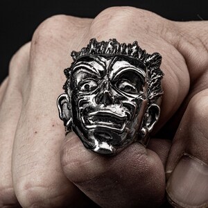 Trigun Ring - Etsy