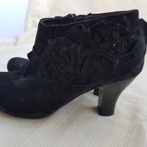 Borne Crown ladies ankle boot, black suede, size 6