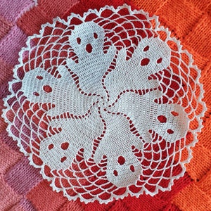 Crochet BOO! Doily