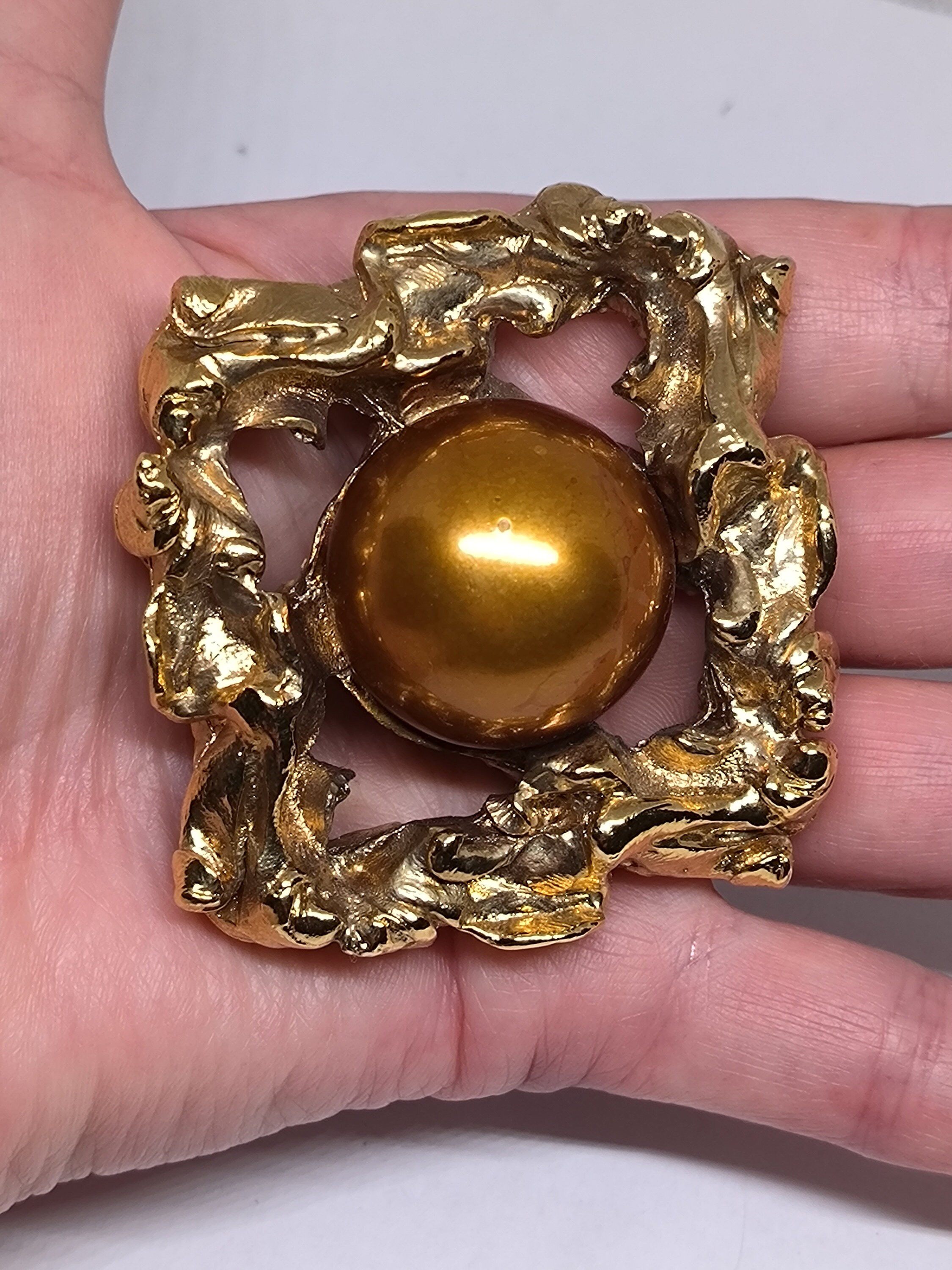 Belle Broche Ancienne Signée Jacky De G Paris - Zircon Doré - Occasion - Bijou Vintage