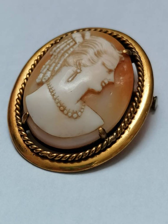 BELLE ANCIENNE BROCHE CAMÉE - PIÈCE VINTAGE PARFAITE POUR COLLECTION OU BIJOU