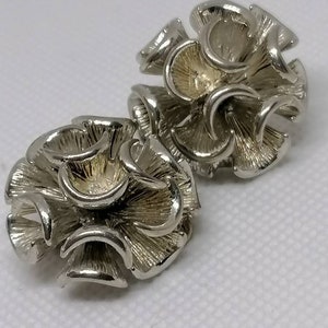 ORENA Paris – Jolies Boucles d&#39;Oreilles-Clips