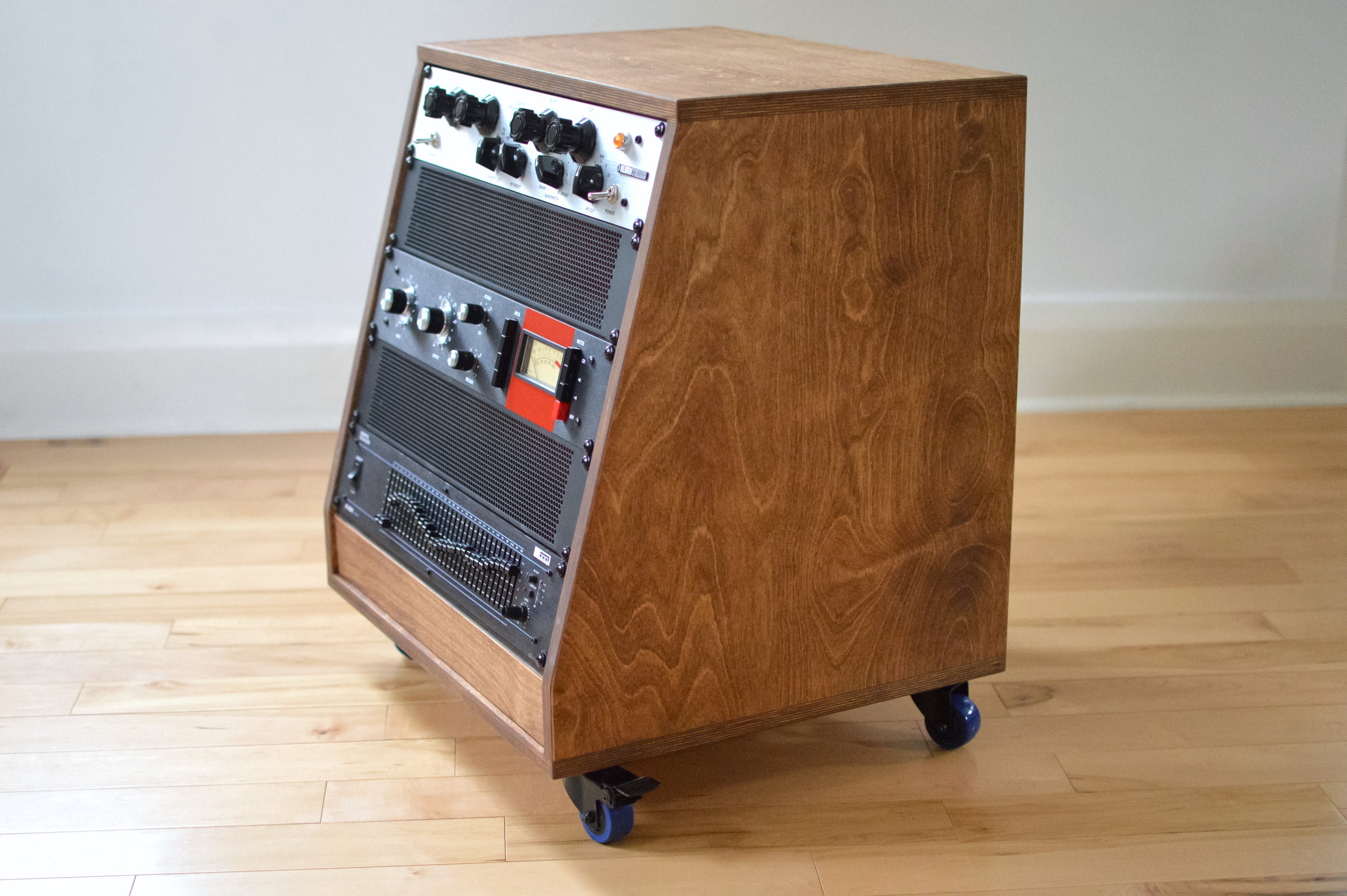 10U Studio Cabinet | Audio Rack | Recording Studio 10U Studio Cabinet | Audio Rack | Recording Studio