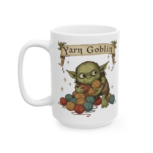 Mug lutin en fil de fer | Tasse en céramique de 15 oz avec un joli lutin au crochet et du fil, tasse amateur au crochet, tasse à café en tricot, récupérateur de fil image 3