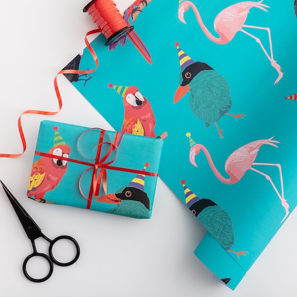 Tropical bird wrapping paper - birthday wrapping paper - gift wrap - parrot - flamingo - kids birthday - retro beach party - kitsch - toucan