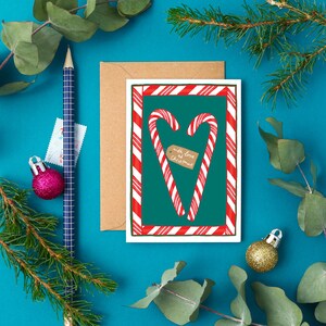 Mini biglietto di Natale A7 / Design a forma di cuore con bastoncino di zucchero / "Con amore a Natale" / Riempitivo per calza della Befana