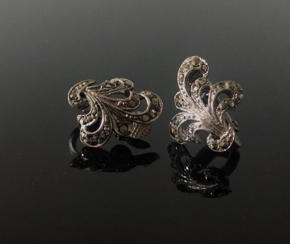 Boucles D'Oreilles Clips Vintage En Argent - Fleur Avec Marcassites - Occasion Très Bon État