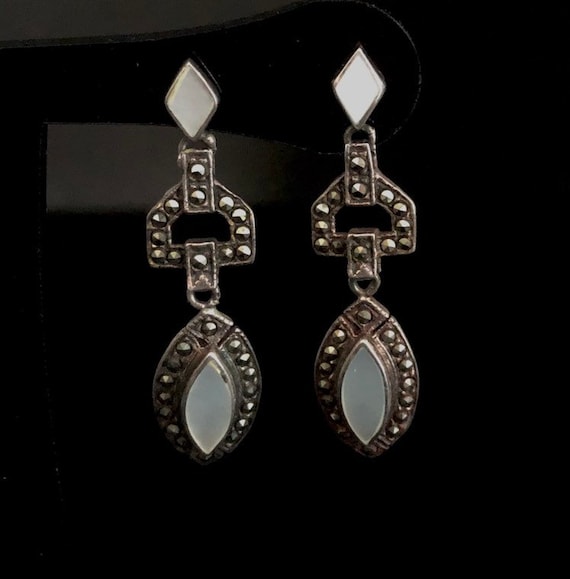 Boucles D'oreilles Vintage En Argent Et Nacre Naturel - Modèle Ancien 337 - Occasion