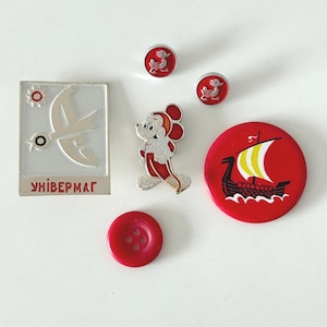 Vintage Trinket Lot, funny red badges, small baby buttons with ducks, Assorted Crafting Collectible Lot