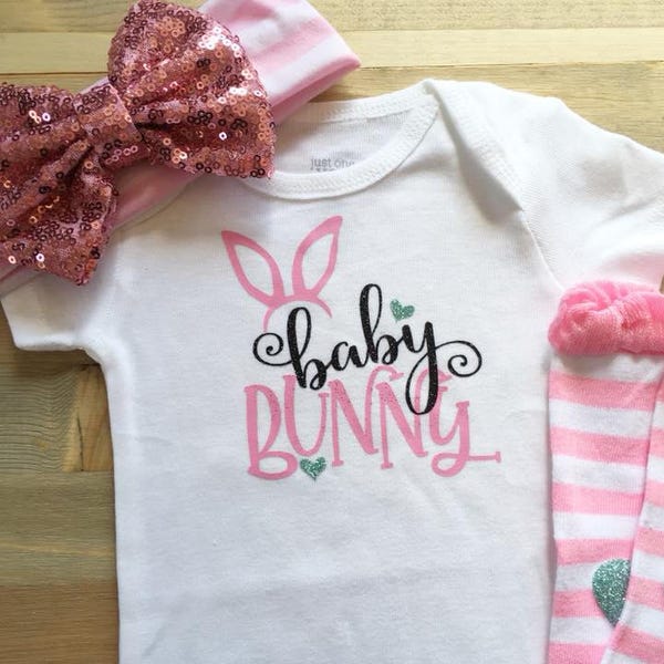 Baby Girls Easter Outfit, Baby Bunny, Pink Easter Bunny Bodysuit, Newborn Girl Easter Outfit, Pink Easter Bow, Pink and Mint Easter Outfit