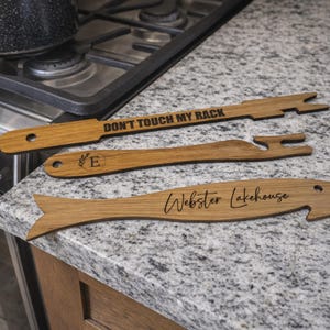 Oven Push Stick – Personalized Kitchen Helper & Rustic Gift | Engraved Wooden Oven Helper