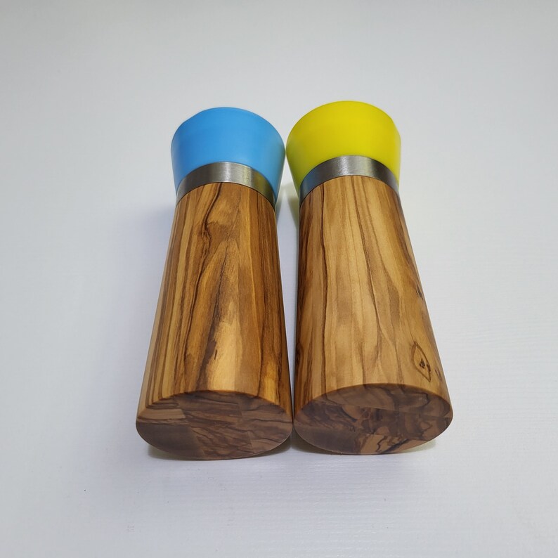 Set of 2 Medium Grinders for Salt and Pepper from Olive Wood with ceramic mechanism Perfect Gift Blue and Yellow image 6