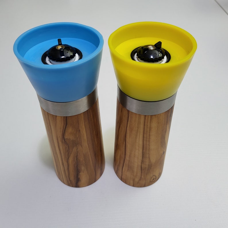 Set of 2 Medium Grinders for Salt and Pepper from Olive Wood with ceramic mechanism Perfect Gift Blue and Yellow image 5