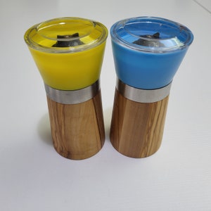 Set of 2 Small Grinders for Salt and Pepper from Olive Wood with ceramic mechanism Perfect Gift Yellow and Blue image 4