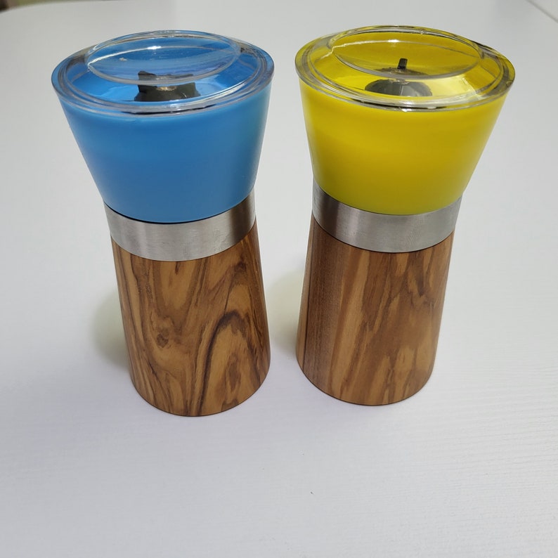 Set of 2 Small Grinders for Salt and Pepper from Olive Wood with ceramic mechanism Perfect Gift Yellow and Blue image 3