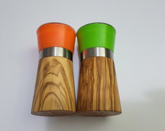 Set of 2 Small Grinders for Salt and Pepper from Olive Wood with ceramic mechanism - Perfect Gift - Orange and Green