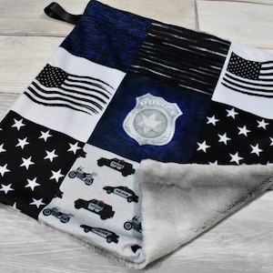 Amore della polizia Mini coperta della polizia Amore del poliziotto Amore delle forze dell'ordine Regalo del bambino della polizia Coperta di sicurezza della polizia Amore Minky Lovey immagine 7