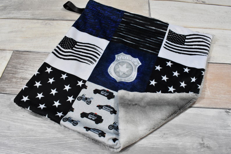 Amore della polizia Mini coperta della polizia Amore del poliziotto Amore delle forze dell'ordine Regalo del bambino della polizia Coperta di sicurezza della polizia Amore Minky Lovey immagine 7