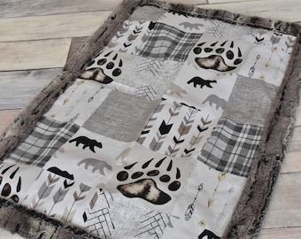 Bear Baby Blanket - Brown Bear Blanket - Woodland Blanket - Bear Baby Shower - Bear Nursery - Bear Baby Gift - Bear Crib Blanket - Bear Gift