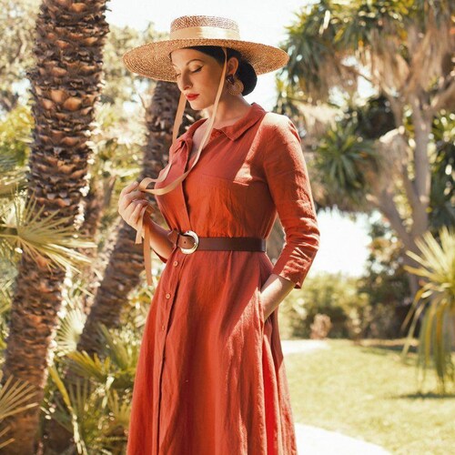 La Terre - Linen Collar dress with Belt