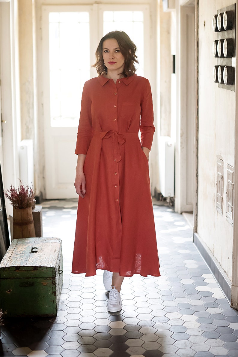 Long linen dress with buttons, collar and belt image 4