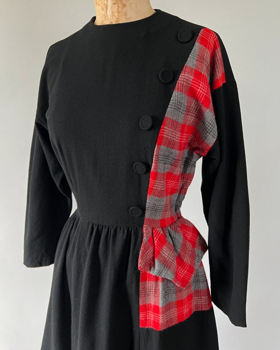 Vintage 40s Dress, 1940s Black Wool Red Plaid Chr… - image 4
