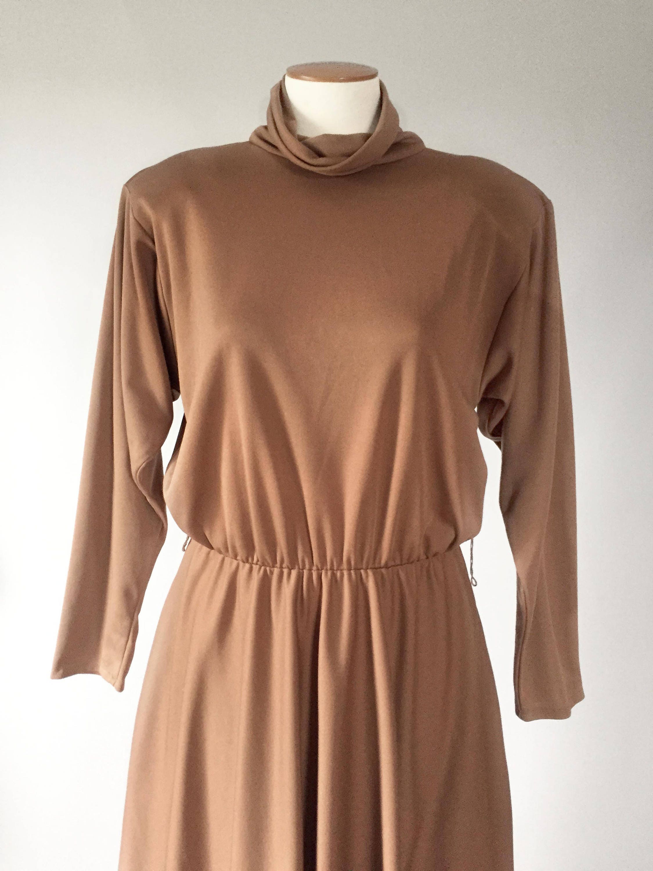 Vintage 1980s 80s brown cowl neck turtleneck fit and flare dress Medium ...