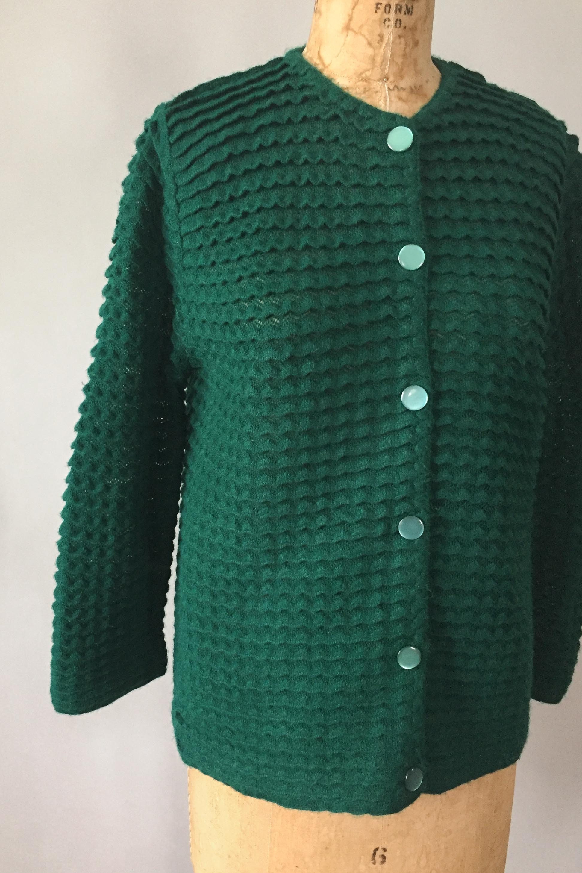 Vintage 1960s 60s emerald green textured scalloped cardigan sweater ...